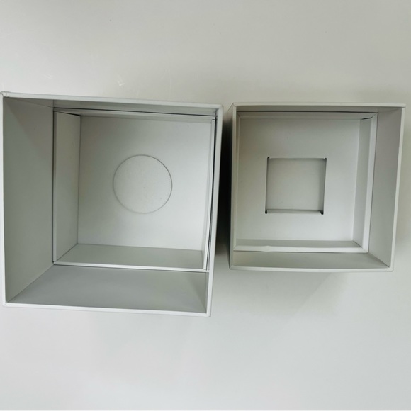 Empty Apple Home Pod Mini Box - Picture 6 of 6